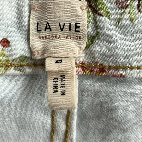 Rebecca Taylor LA VIE Belle Bouquet Floral Print Boho Cut Off Denim Shorts Sz 25 - Picture 3 of 11